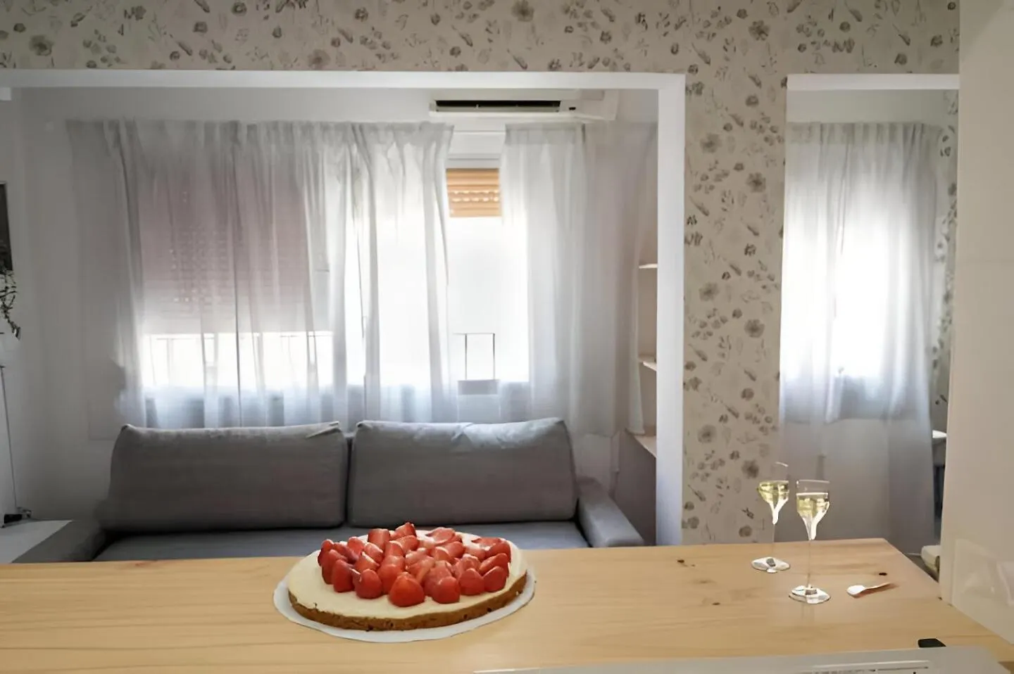 Apartment Acogedor Apartamento En Malaga Playa 2